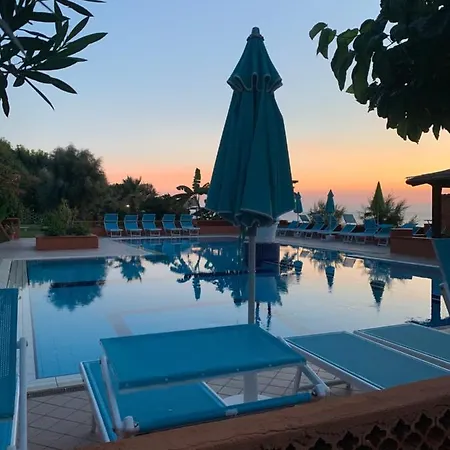 Villaggio Athragon Resort 3*