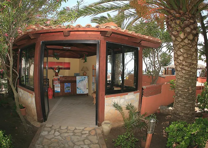 Villaggio Athragon קאפו ואטיצ'אנו