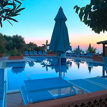 Villaggio Athragon 3*